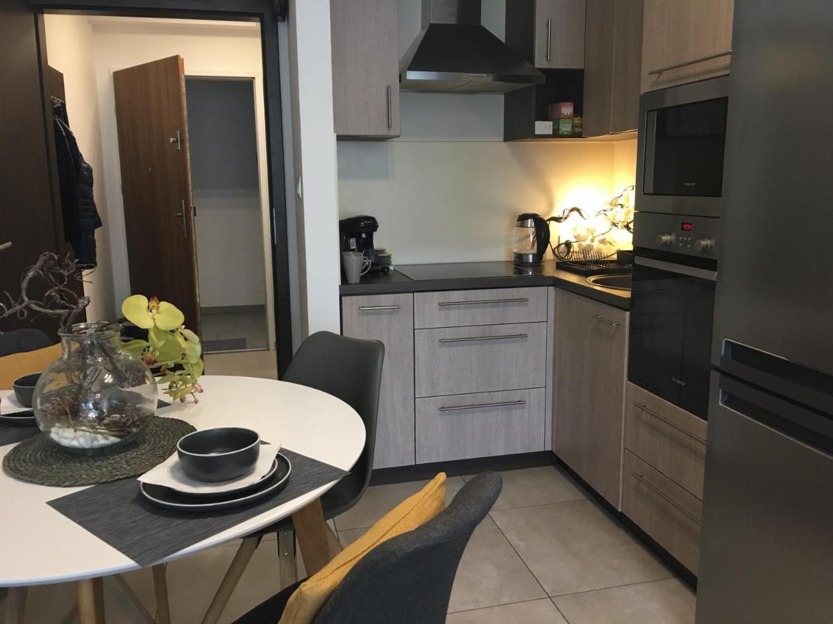 Home Apartment Шопрон Екстер'єр фото