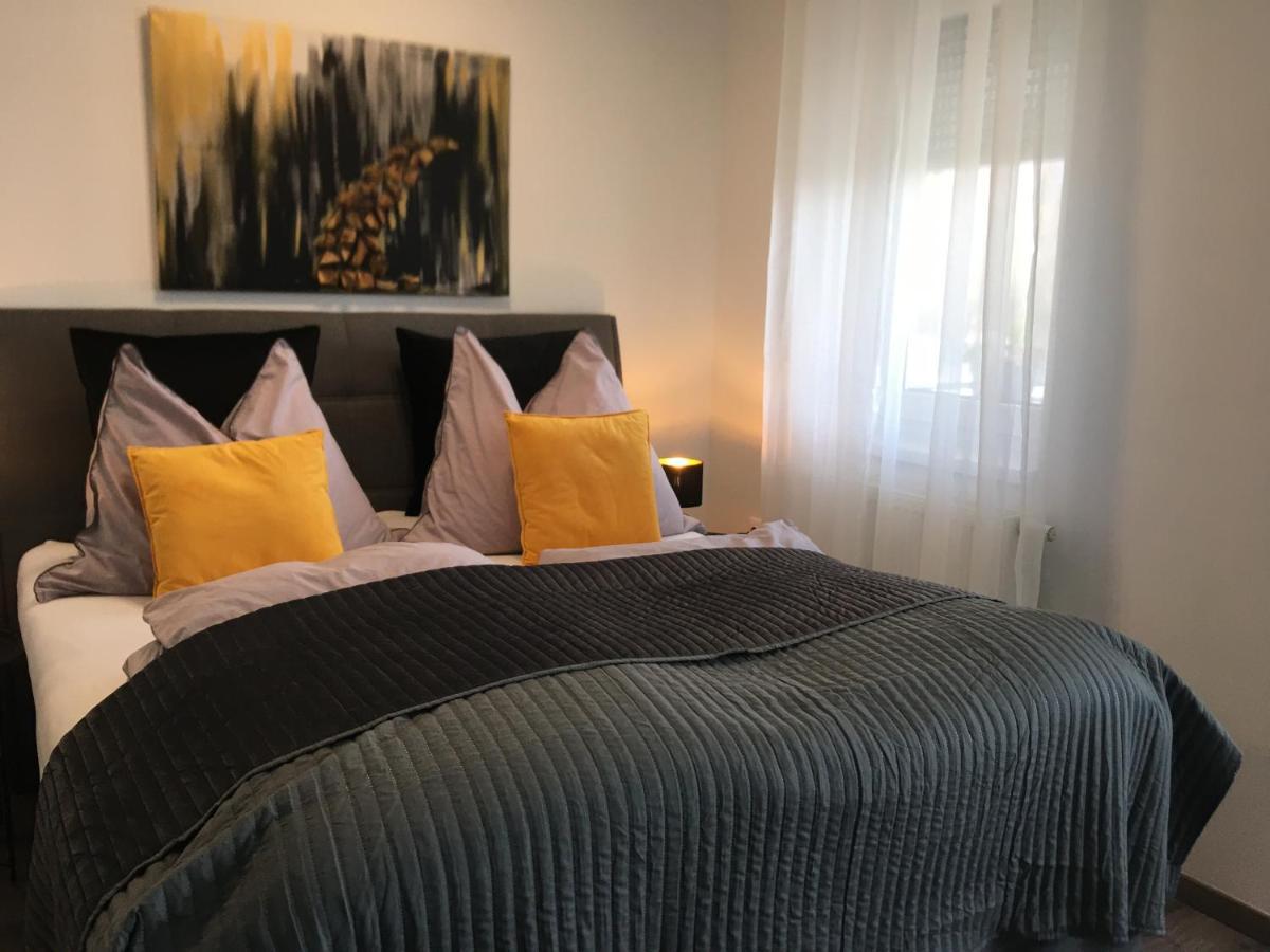 Home Apartment Шопрон Екстер'єр фото
